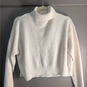 H&M Cream Cropped Turtleneck Sweater